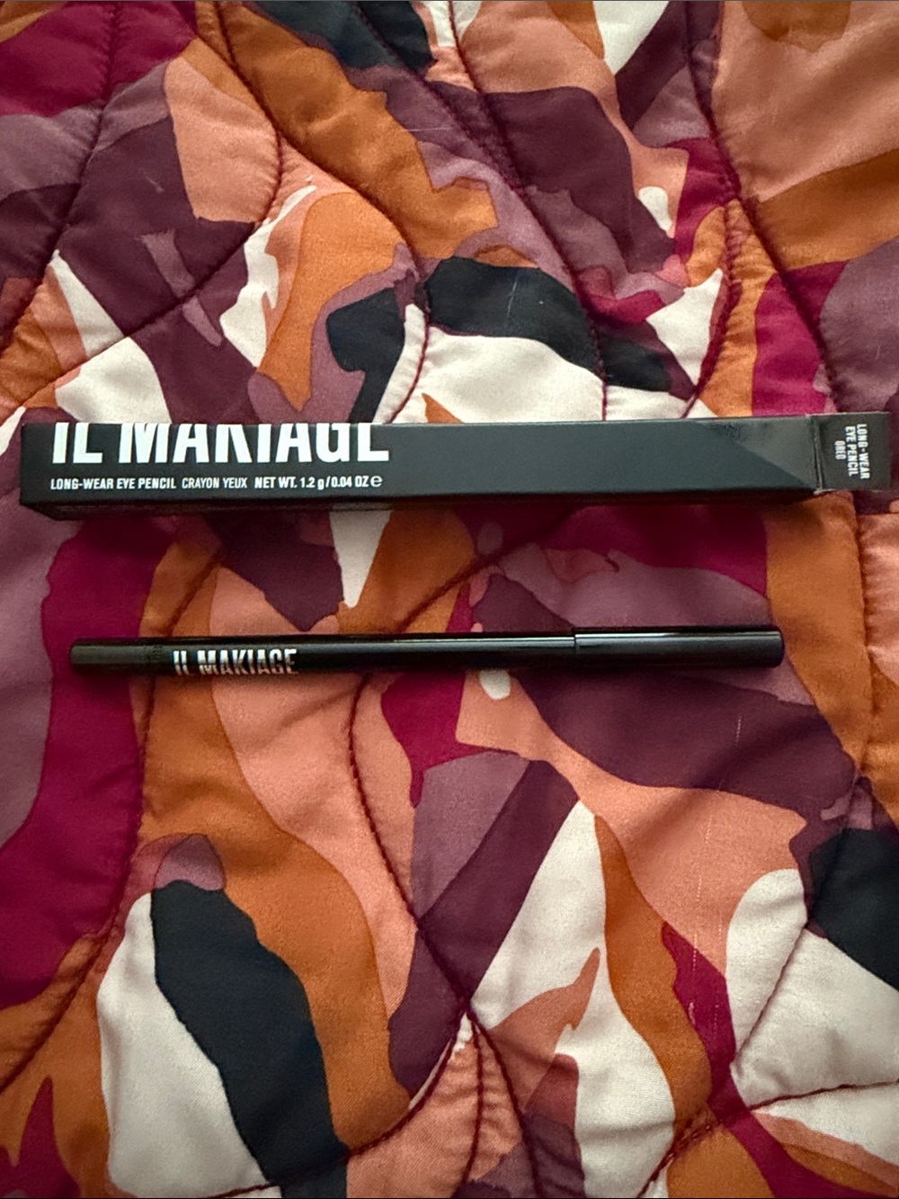 IL MAKIAGE Long-WearEye Pencil in Oreo - Picture 6 of 6